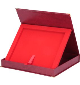 Etui do grawertonu 8X10 ze stopką welurem i okuciami