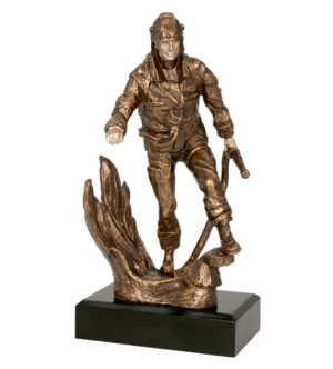Statuetka odlewana -strażak