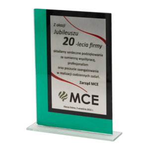 Statuetka szklana z grawerem- S5SZ03