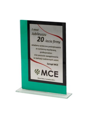 Statuetka szklana z grawerem- S5SZ03