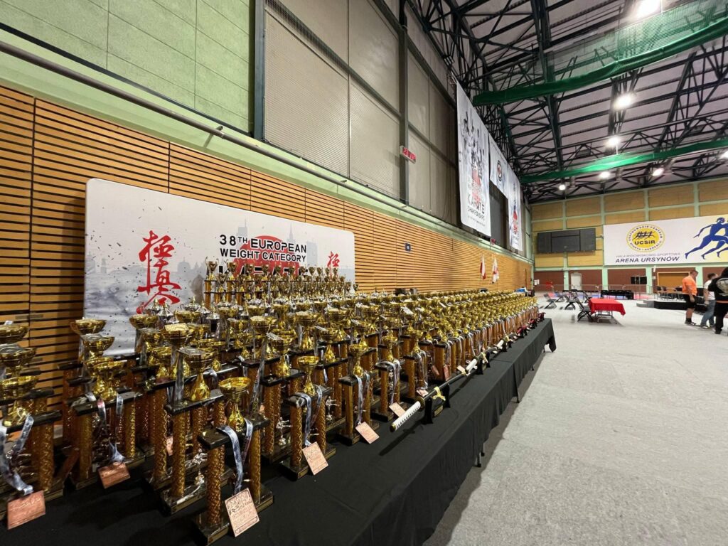 Puchary Sutemi na 38. Mistrzostwach Europy Karate Kyokushin w Warszawie