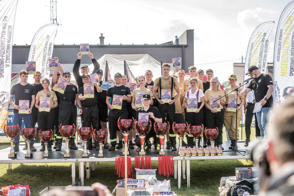 Puchary i medale wycinane laserowo na Mistrzostwa Polski Sportowo-Pożarnicze MIX-ów w Solarni
